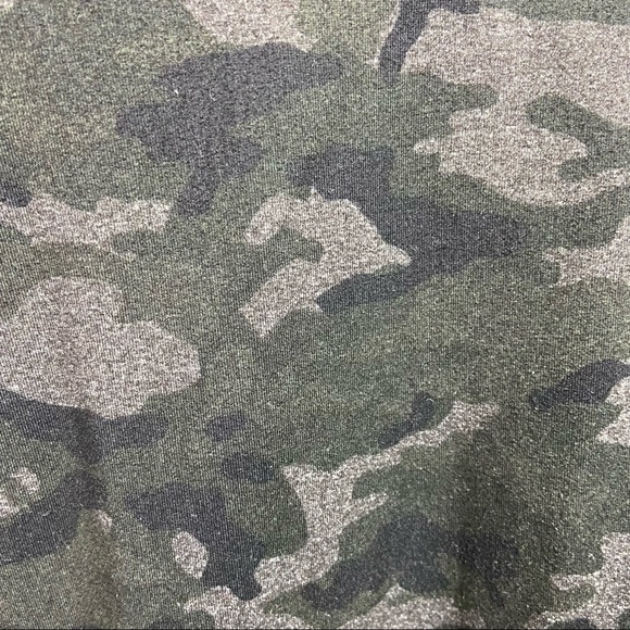 Fabletics Mid-Rise Camo Printed Powerhold Leggings - Picture 5 of 9